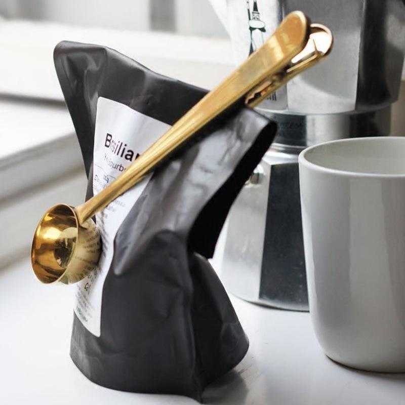 Coffee Clip Spoon – Multi-function scoop and bag sealing tool