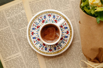 Coffee with Floral Aroma: How Natural Botanicals Transform Your Daily Brew